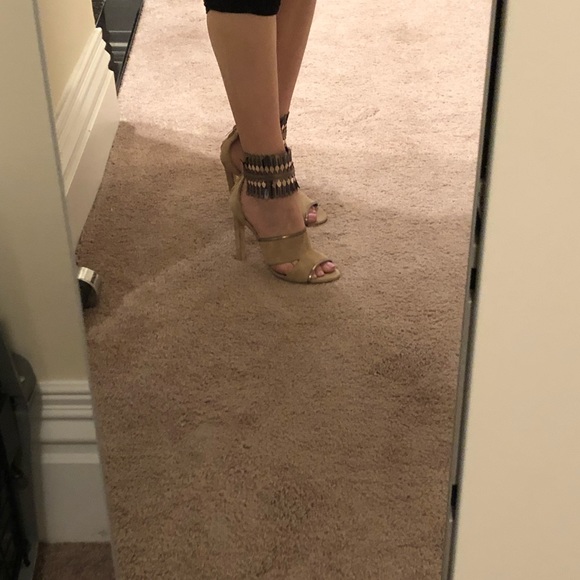 **sold**Brand new Jimmy Choo klara heels - Picture 6 of 7